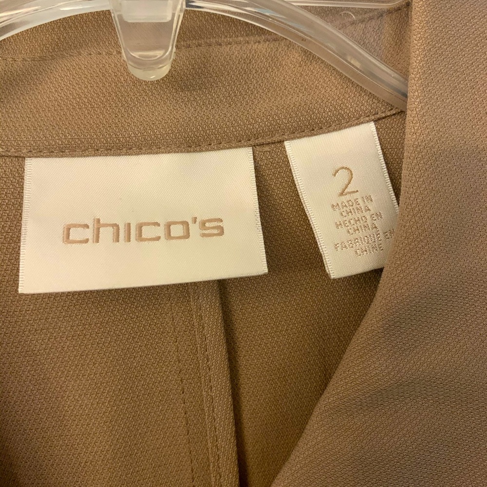 Chicos lightweight jacket size 2 (medium)